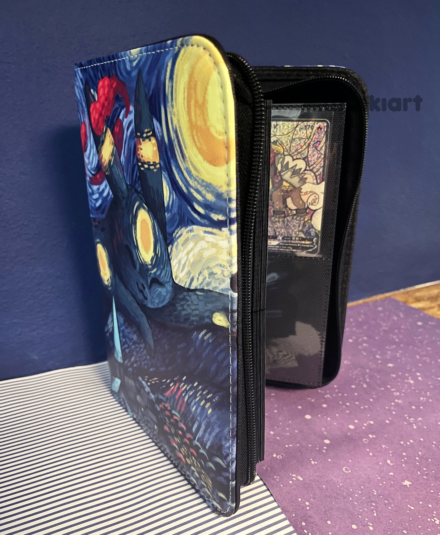 PRE-ORDER Collectable card binder Umbreon / 4 pocked