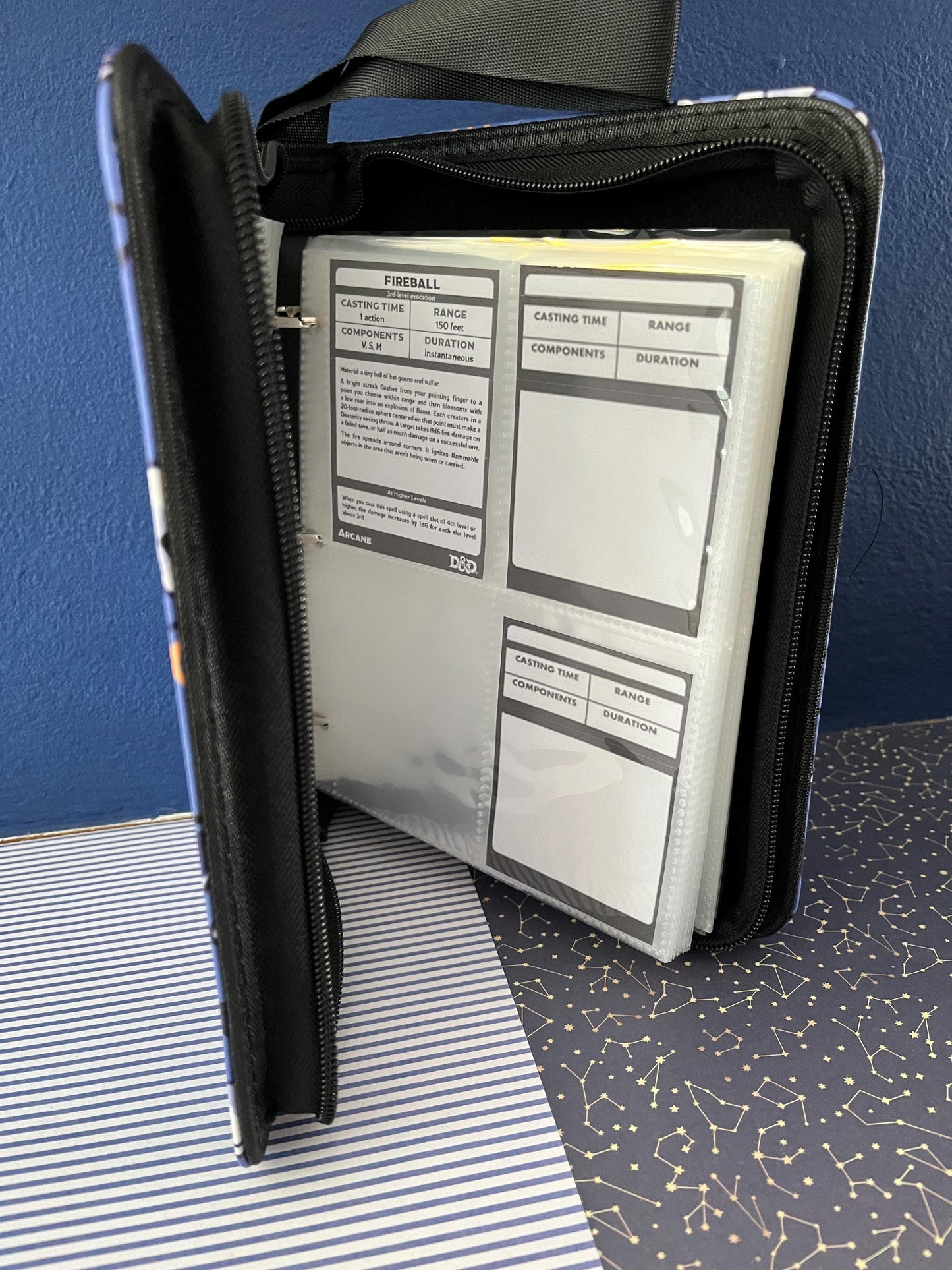 Dnd spell card binder / dnd character journal / card collection binder / 4 pocked