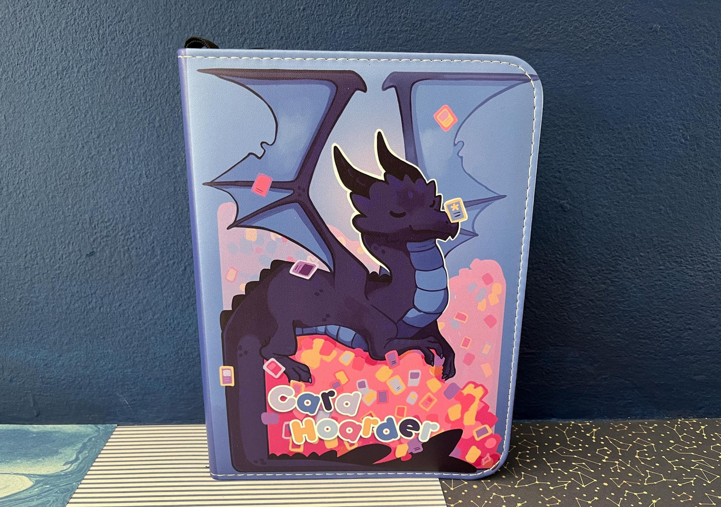 card collection binder / 4 pocked / dragon card hoarder