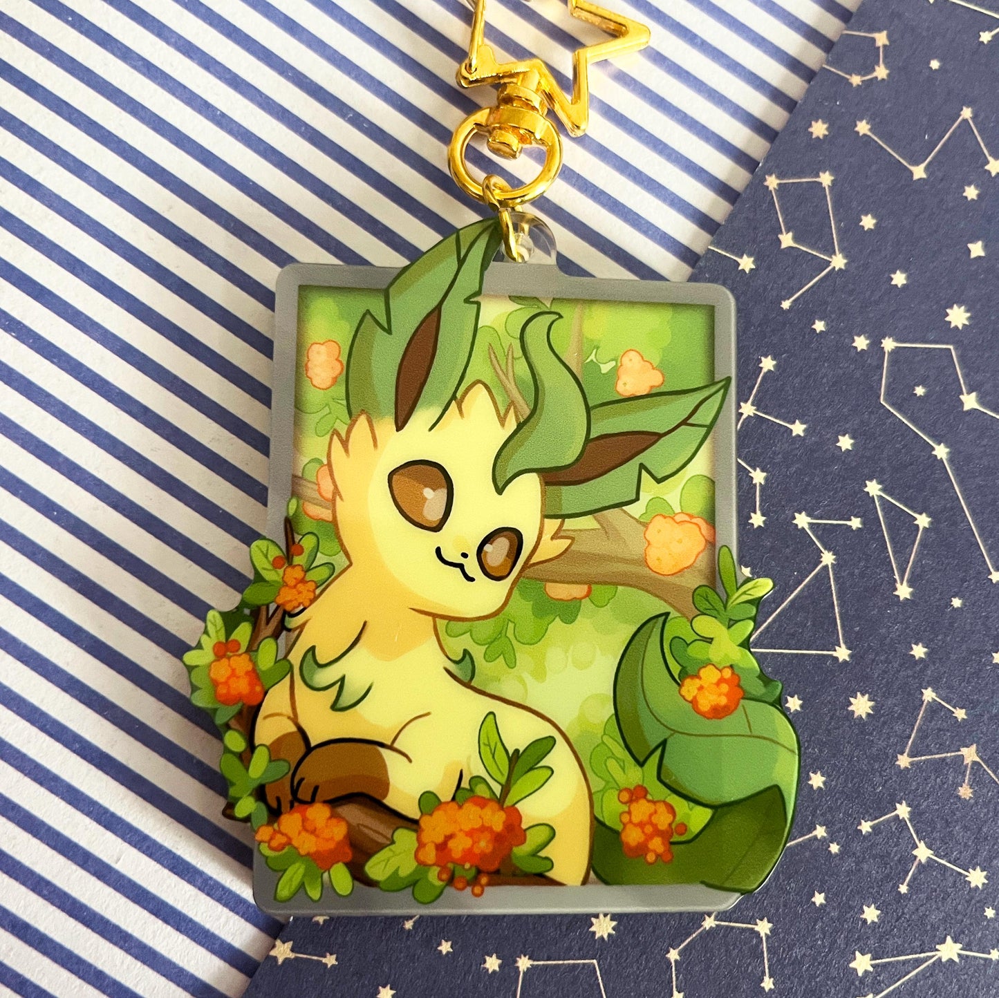 PRE-ORDER eeveelution liquid glitter charms Leafeon / double sided / 8 cm /