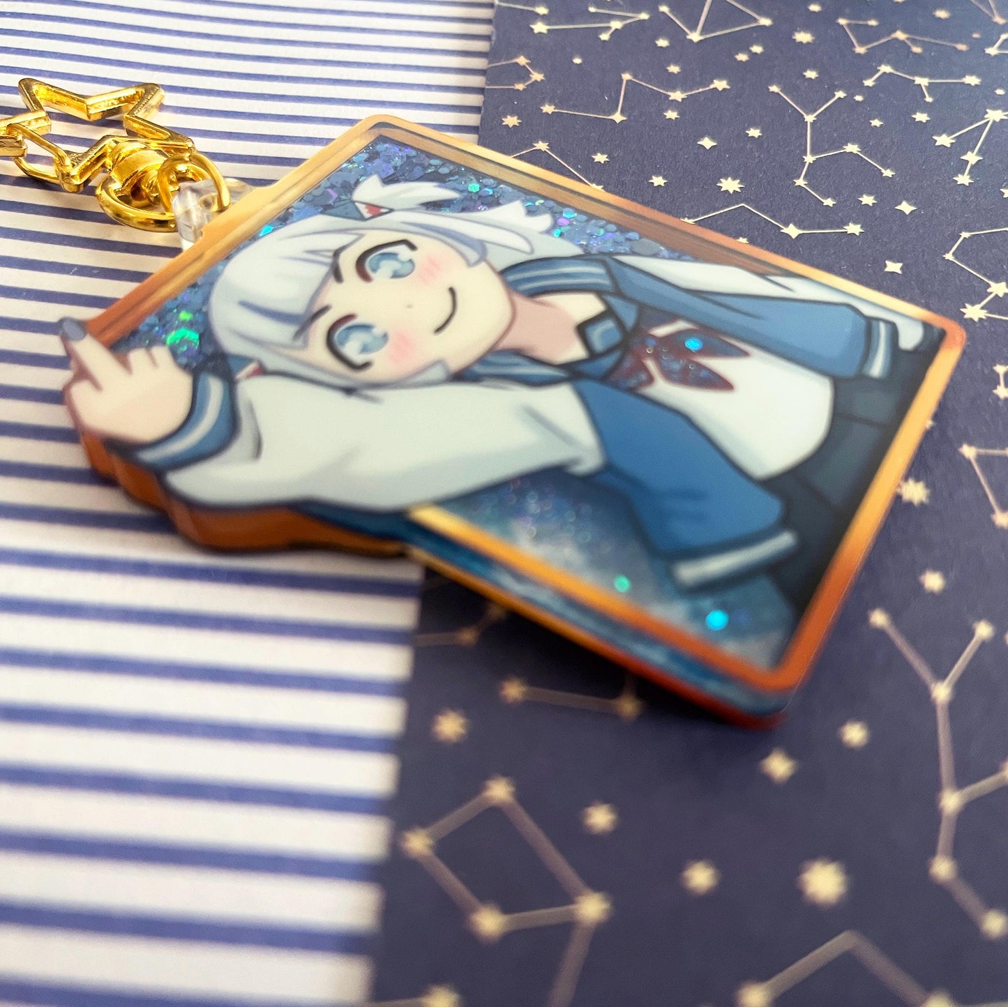 liquid glitter charms vtuber Gura / double sided / 8 cm /